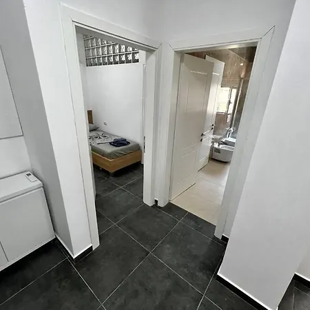 Apartment Diego Golem (Tirana)