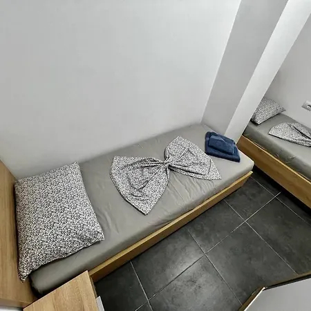 Diego Apartment *